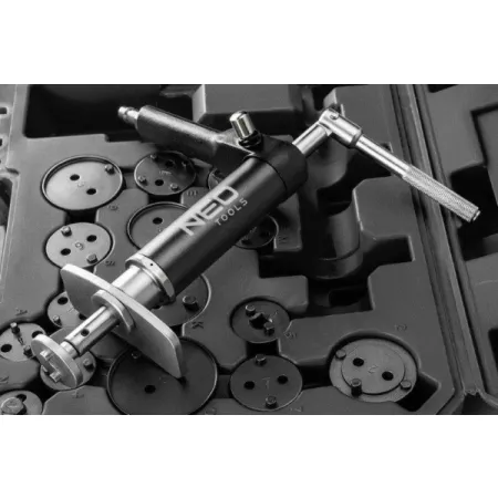 NEO TOOLS SEPARATOR PNEUMATYCZNY Z KOŃCÓWKAMI